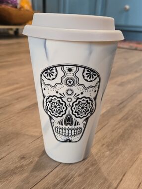 White Food Grade Silicone Travel Mug with Black Sugar Skull Design